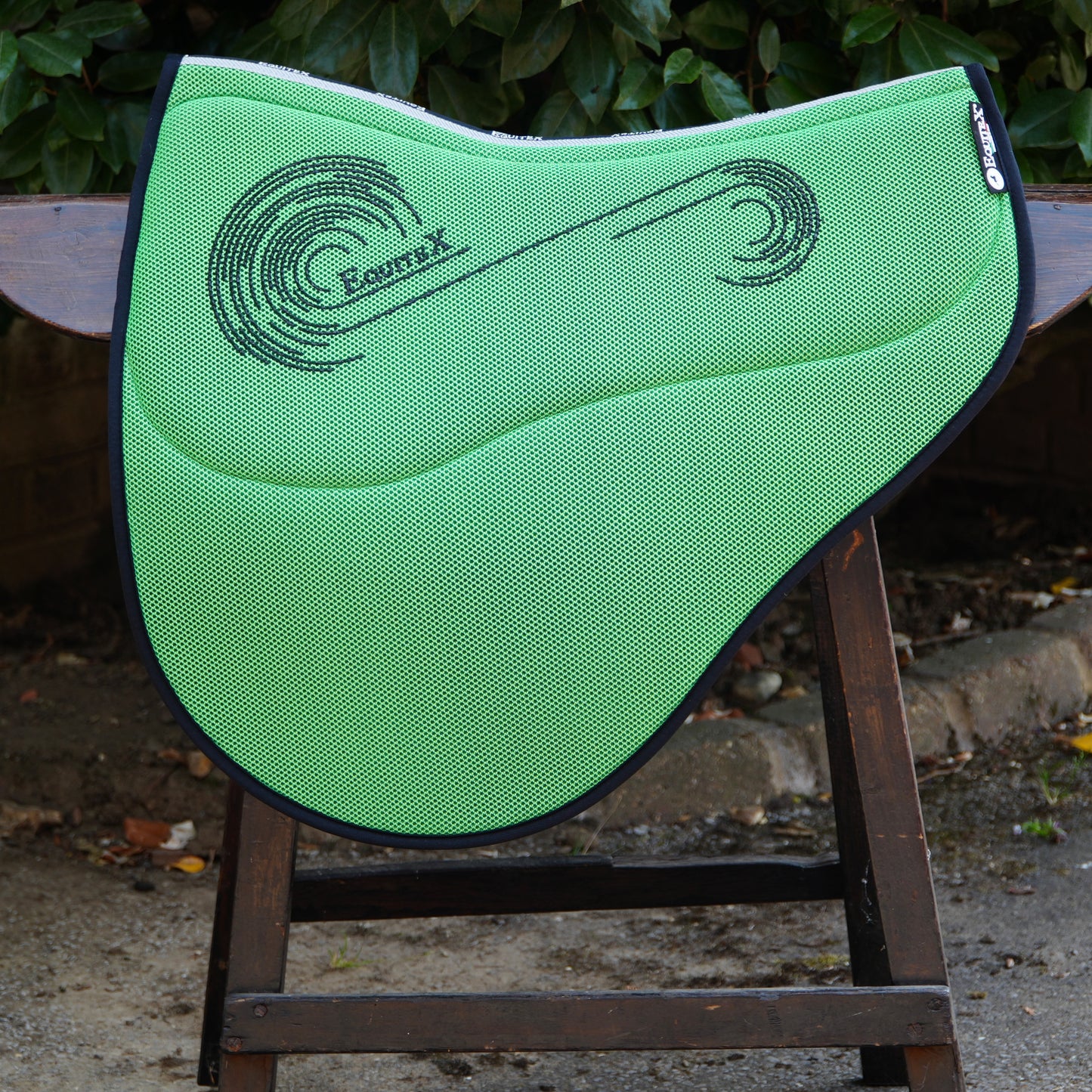 Apple Green
