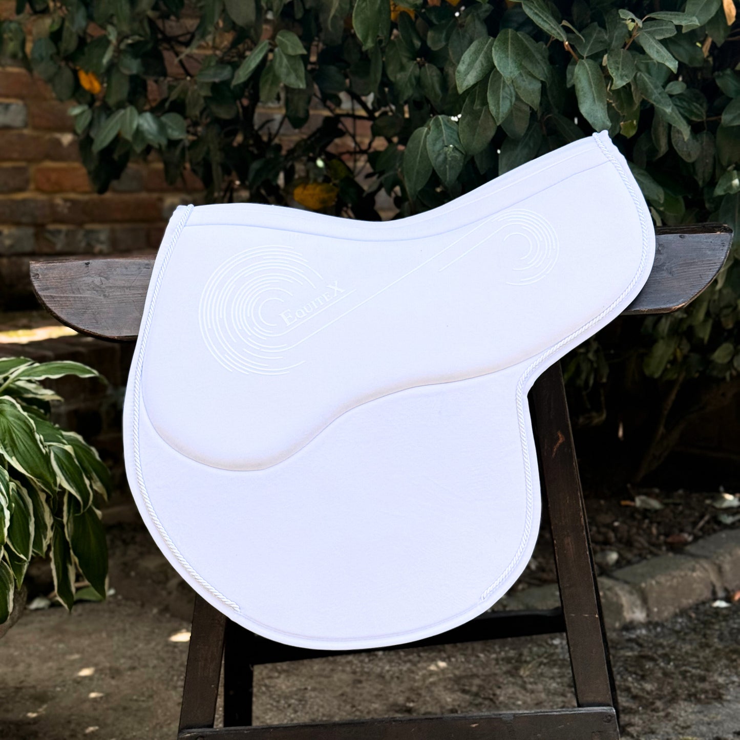 General Purpose Saddle Pad Numnah Velvet